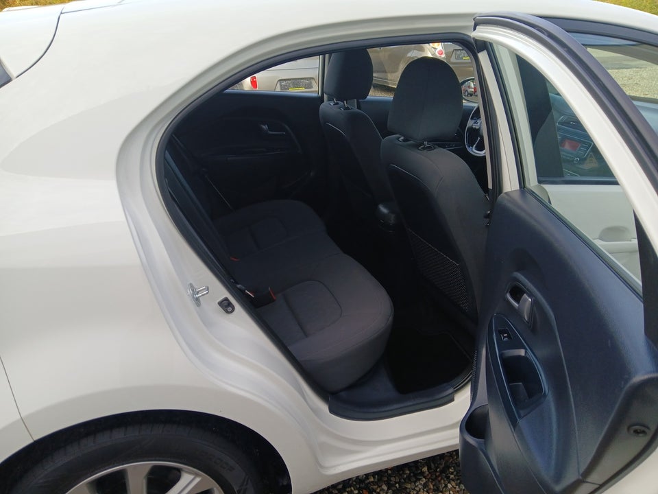 Kia Rio 1,2 CVVT Attraction 5d