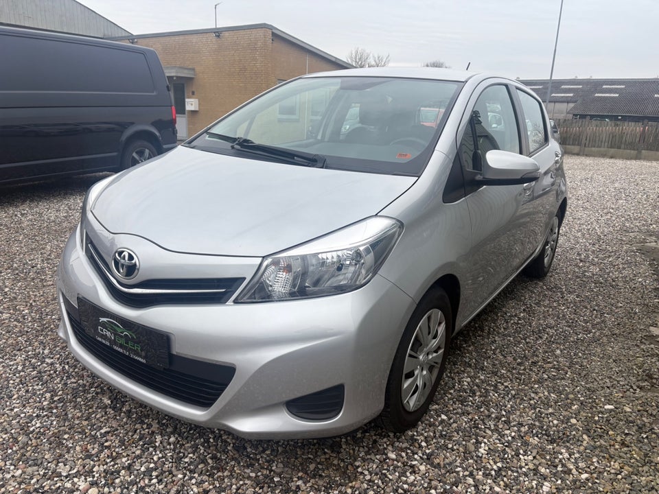 Toyota Yaris 1,0 VVT-i T2 Touch 5d