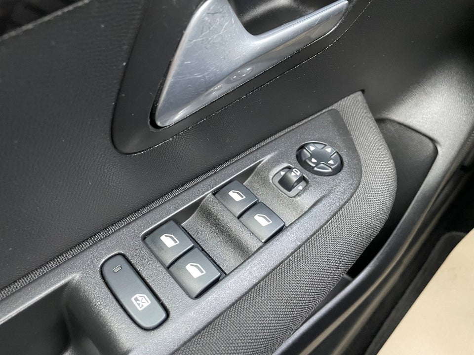 Peugeot 208 1,2 PureTech 75 Active Pack 5d