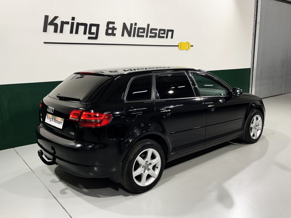 Audi A3 1,6 TDi Ambiente Sportback 5d