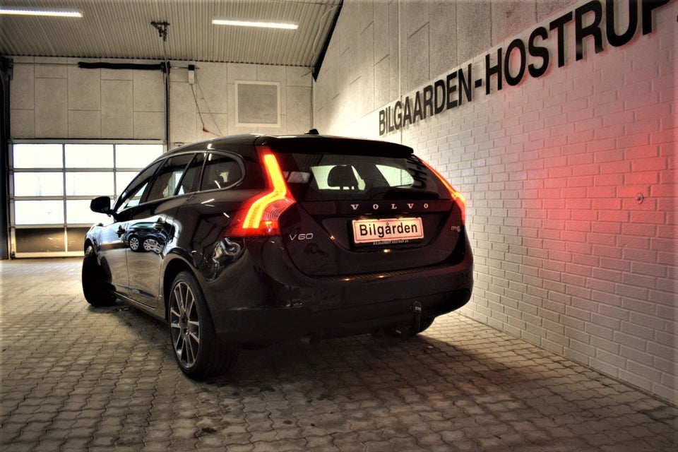 Volvo V60 1,6 D2 115 Kinetic 5d