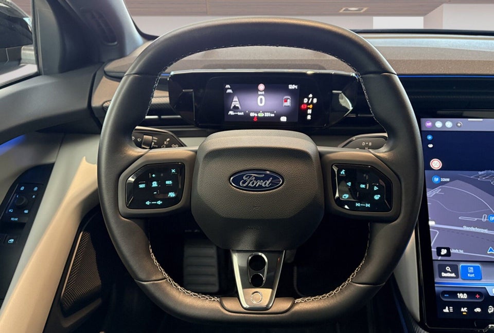 Ford Capri 77 Premium Extended Range 5d