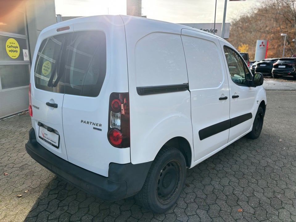 Peugeot Partner 1,6 BlueHDi 100 L1 Flex Van 5d