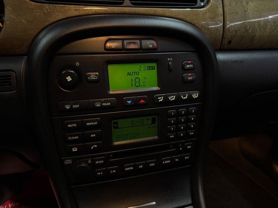 Jaguar X-type 2,5 Classic 4d