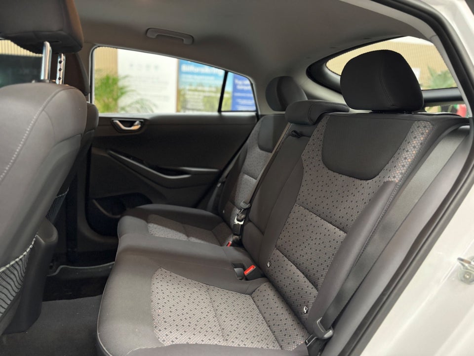 Hyundai Ioniq 30 EV Trend 5d