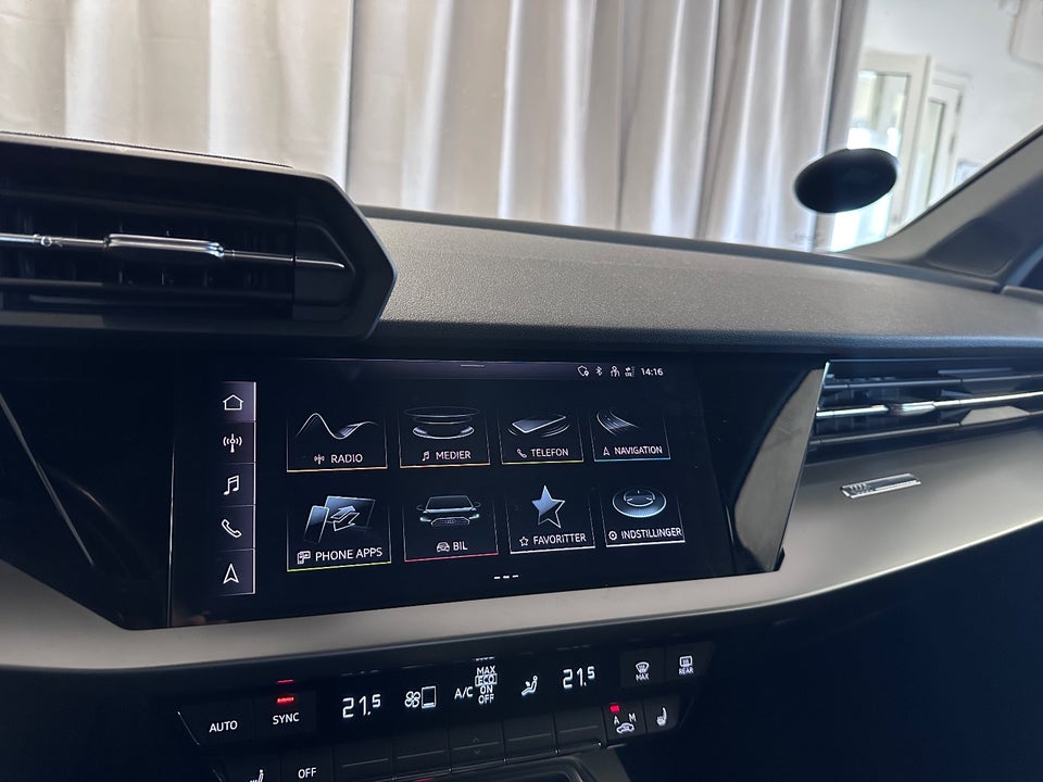 Audi A3 40 TFSi e Prestige Sportback S-tr. 5d