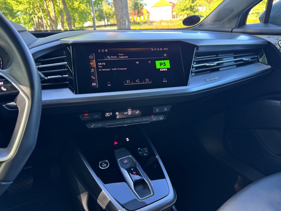 Audi Q4 e-tron 35 S-line 5d