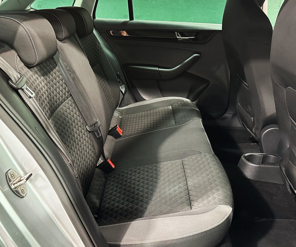 Skoda Rapid 1,0 TSi 110 Ambition Spaceback 5d