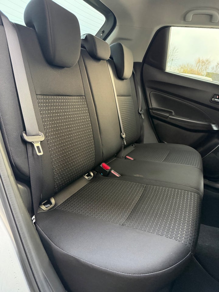 Suzuki Swift 1,2 Dualjet mHybrid Exclusive+ 5d