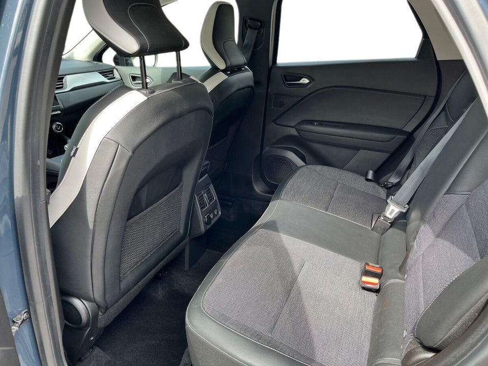 Renault Captur 1,6 E-Tech Intens 5d
