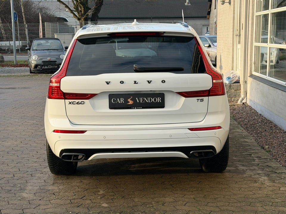 Volvo XC60 2,0 T5 250 R-Design aut. AWD 5d