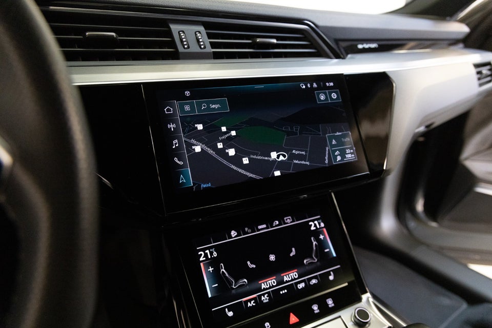 Audi e-tron 55 S-line quattro 5d