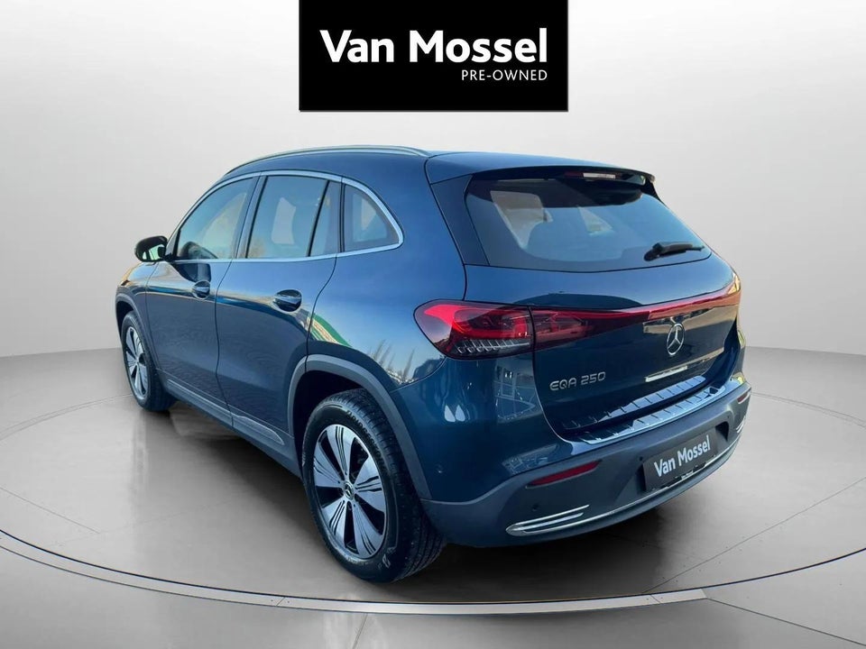 Mercedes EQA250 Progressive 5d