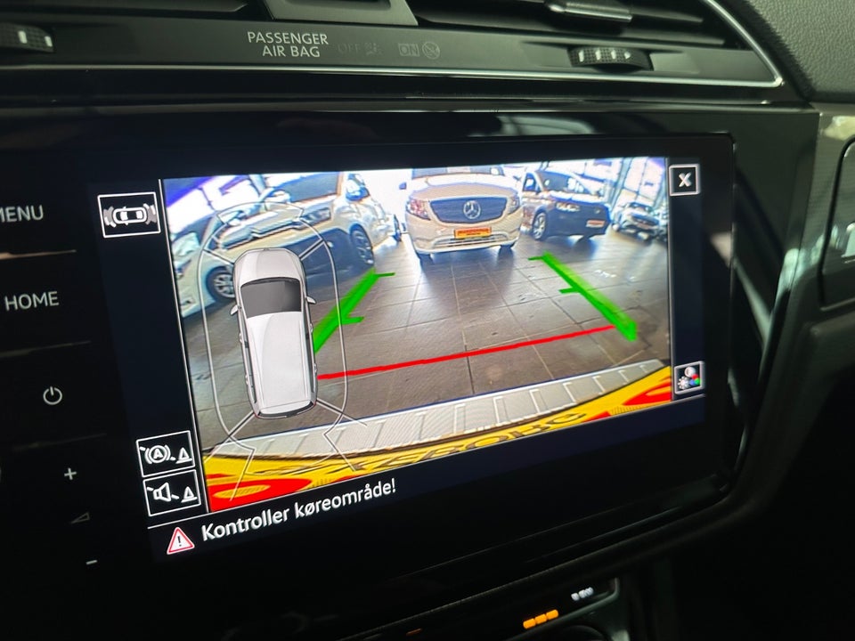 VW Touran 2,0 TDi 150 IQ.Drive DSG Van 5d