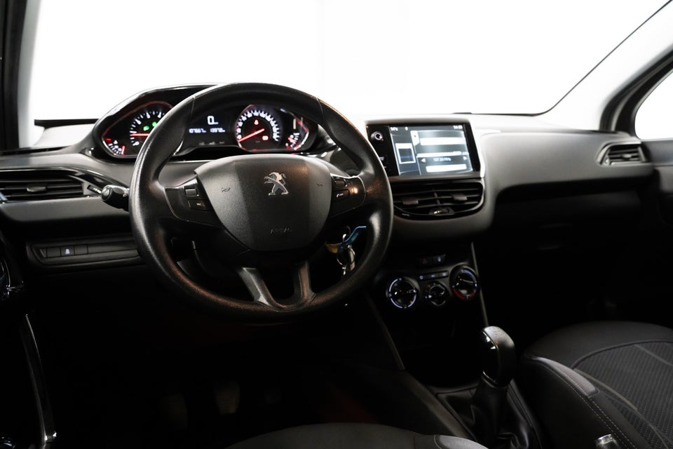 Peugeot 208 1,2 VTi Access 5d