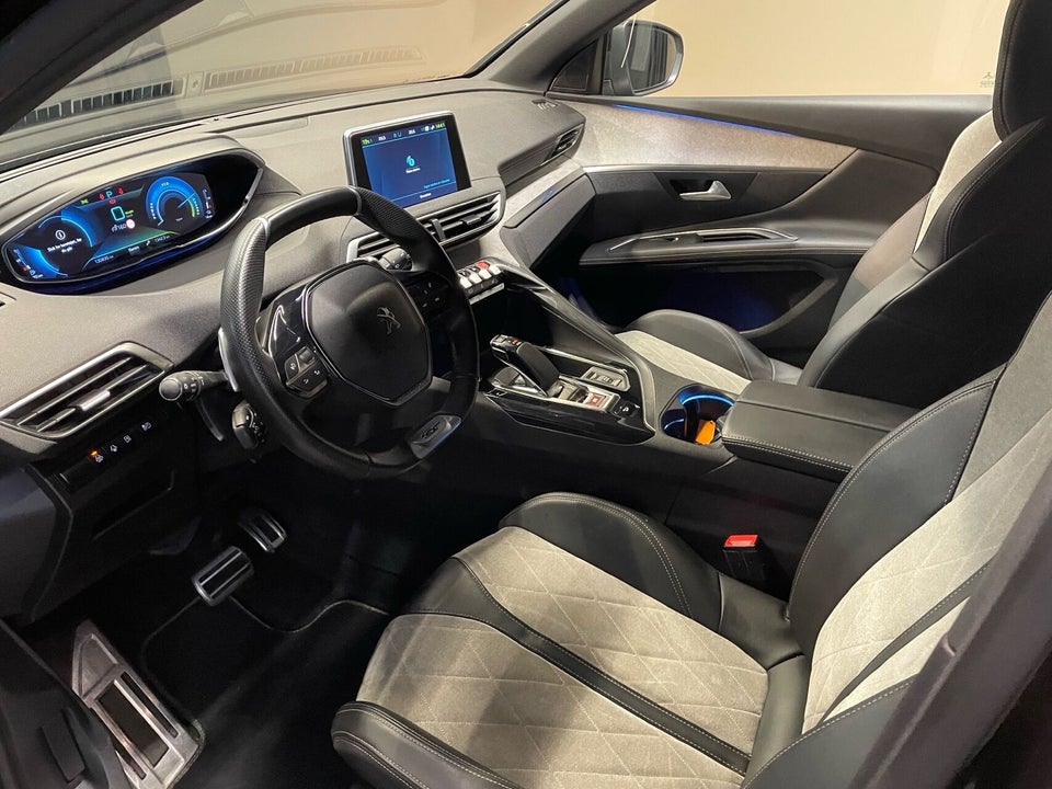 Peugeot 3008 1,6 Hybrid4 GT EAT8 5d