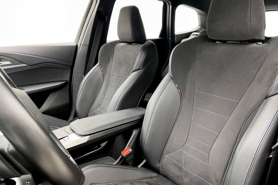 BMW iX1 eDrive20 M-Sport 5d