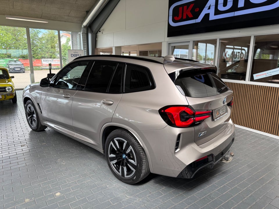 BMW iX3 Charged M-Sport 5d