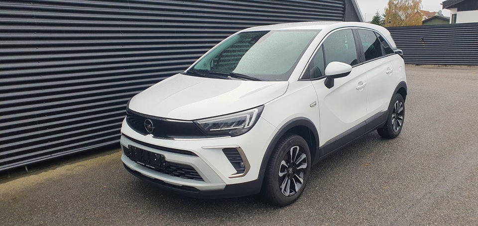 Opel Crossland 1,2 T 110 First Edition 5d