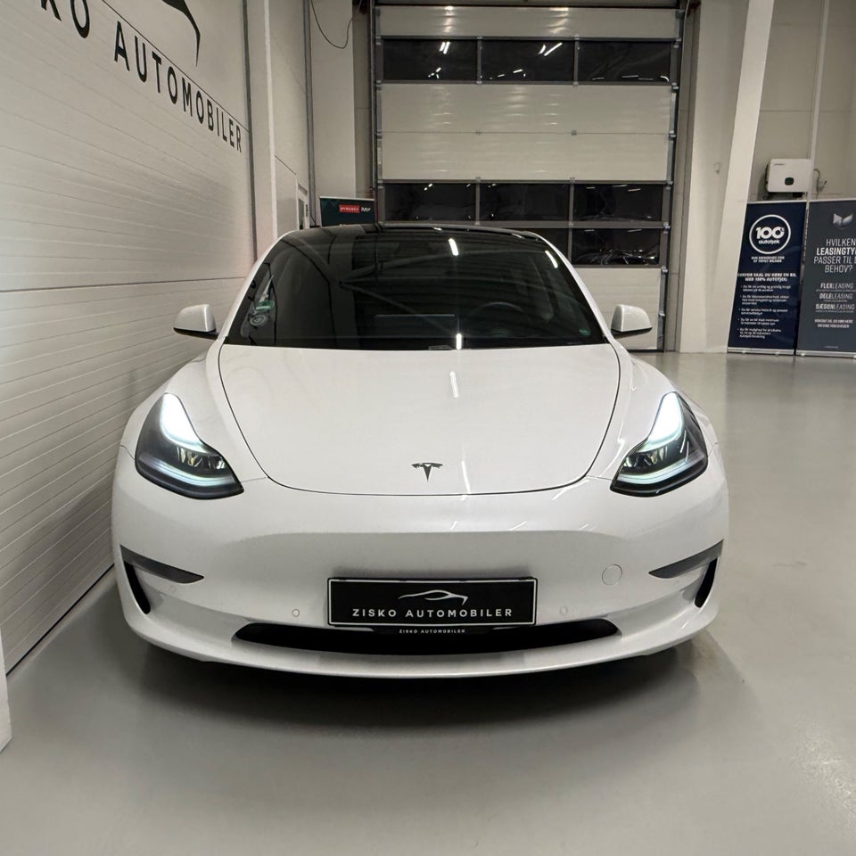 Tesla Model 3 Performance AWD 4d