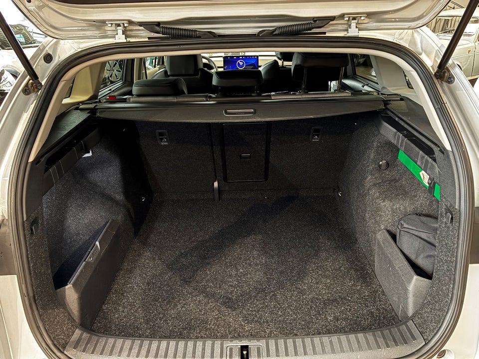 Skoda Enyaq 80 iV Loft 5d