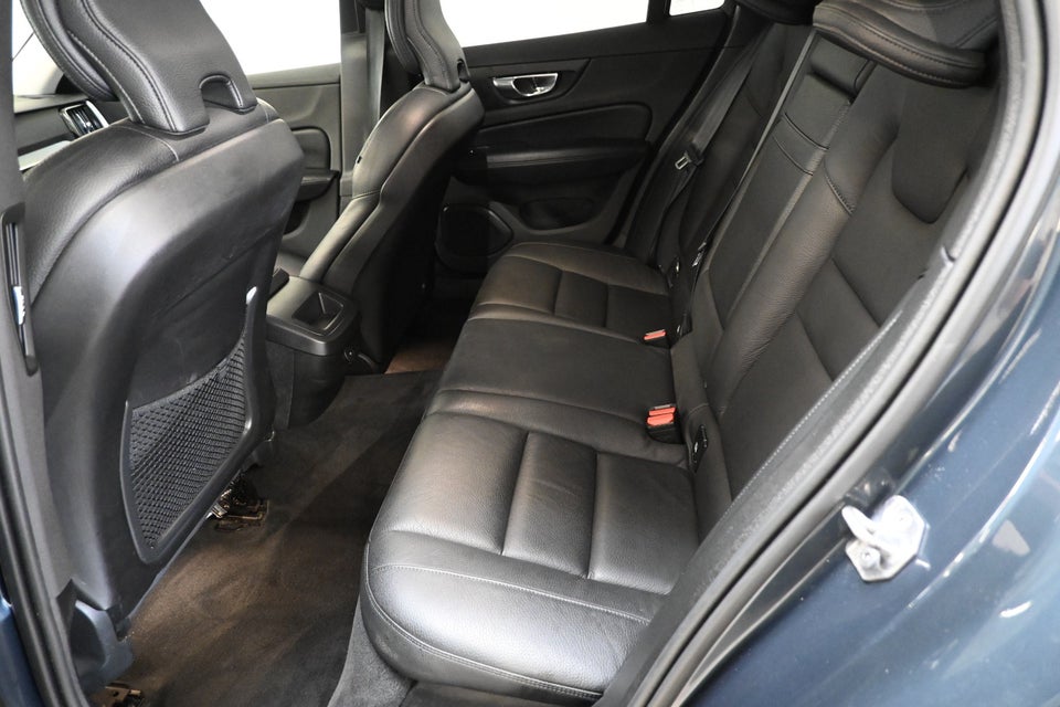 Volvo V60 2,0 B4 197 Inscription aut. 5d