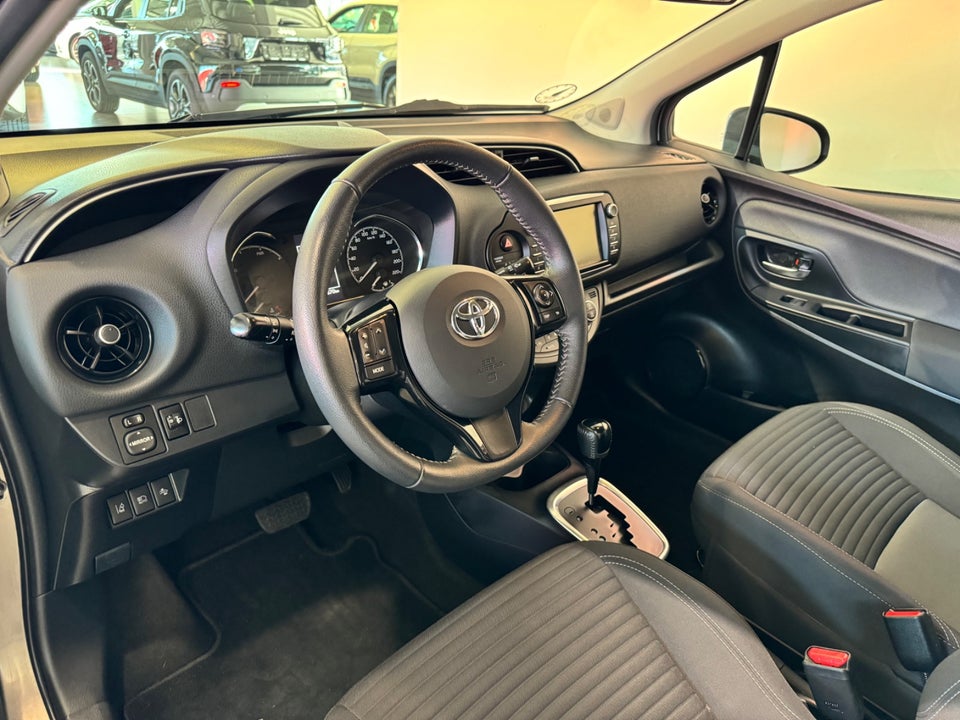 Toyota Yaris 1,5 Hybrid H2 Premium e-CVT 5d