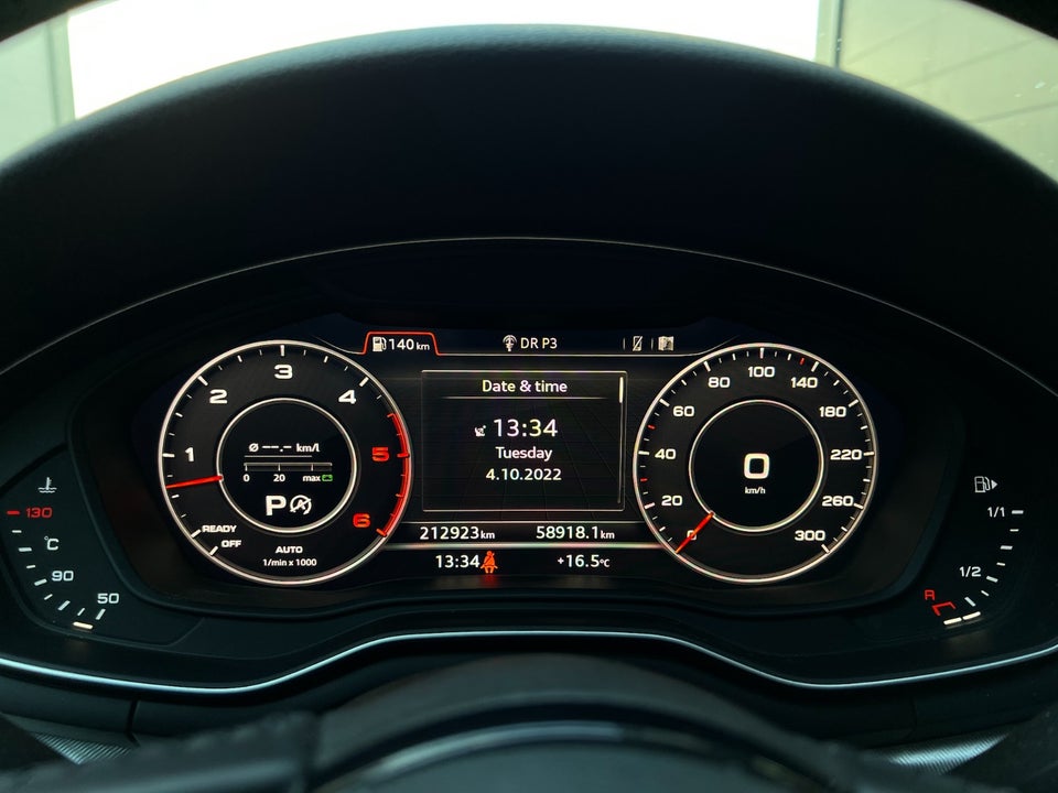Audi A4 3,0 TDi 218 Avant quattro S-tr. 5d