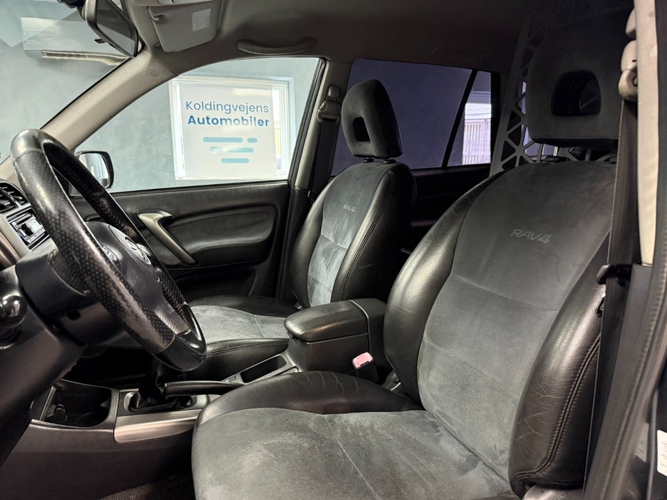 Toyota RAV4 2,0 VVT-i 4x4 5d