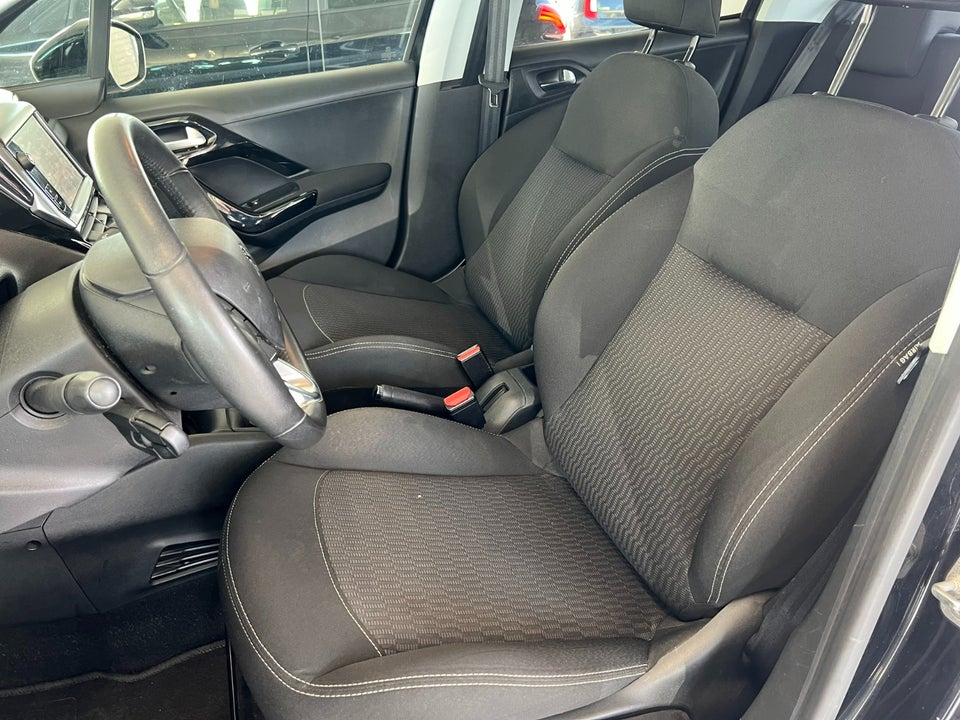 Peugeot 208 1,2 PureTech 82 Active 5d