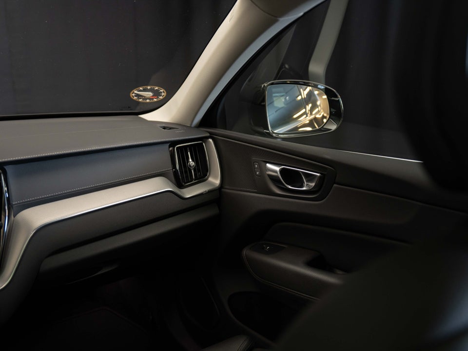 Volvo XC60 2,0 T6 ReCharge Inscription aut. AWD 5d