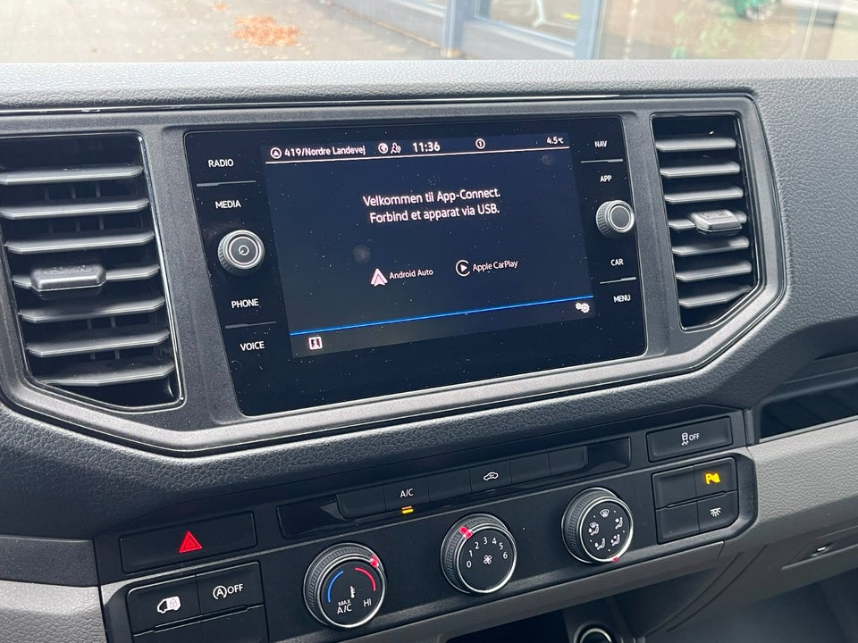 VW Crafter 35 2,0 TDi 102 Kassevogn L3H2