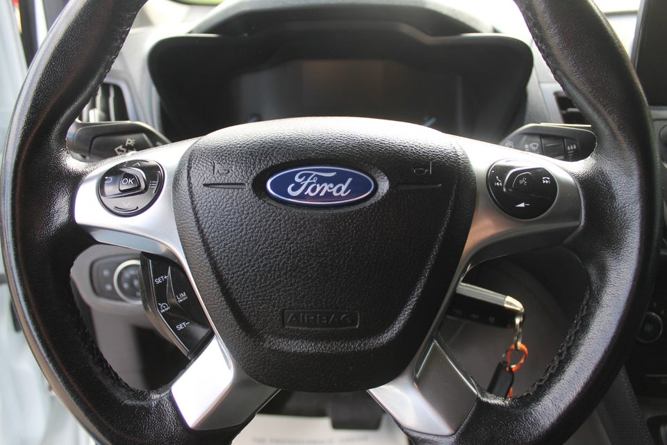 Ford Transit Connect 1,5 EcoBlue Active aut. kort