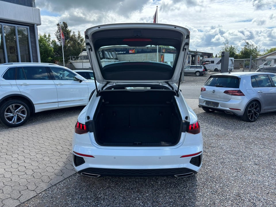 Audi A3 40 TFSi e S-line Sportback S-tr. 5d