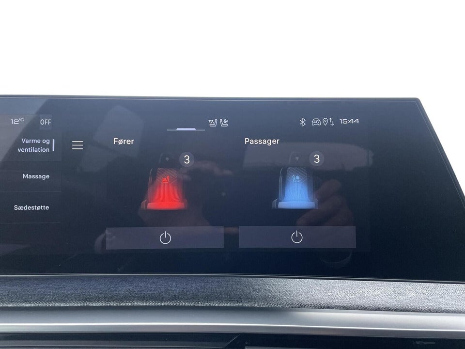 Peugeot e-3008 77 GT 5d