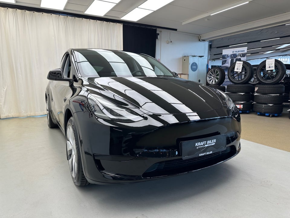Tesla Model Y RWD 5d