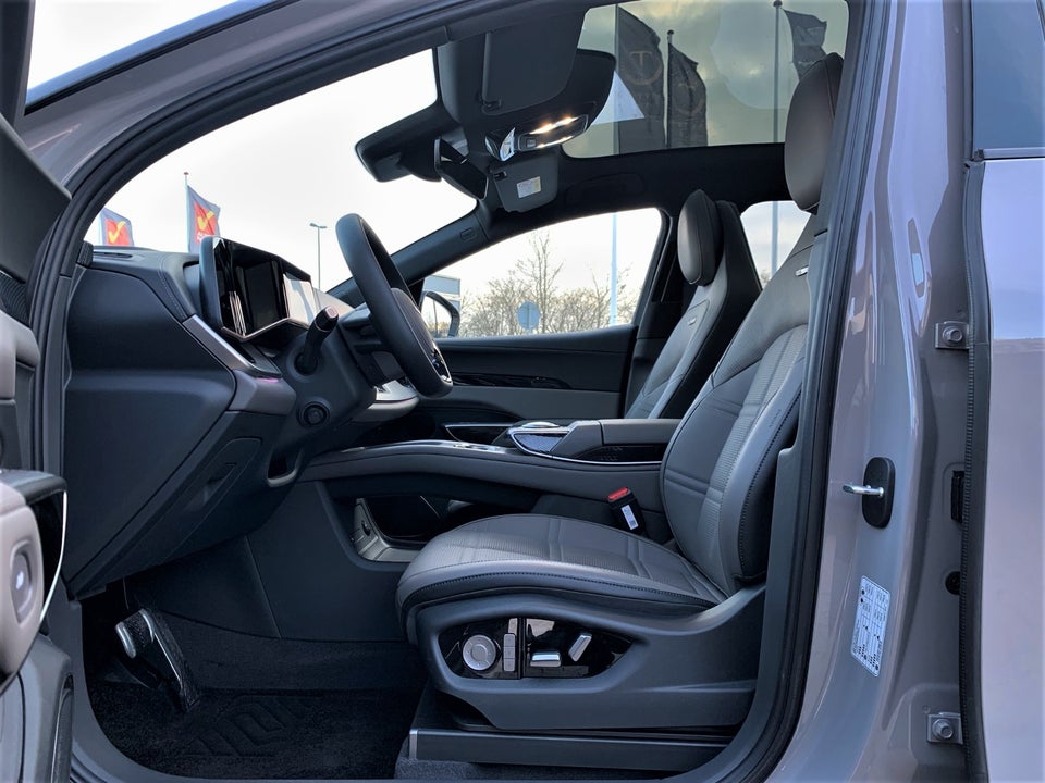 Hongqi EHS7 111 Exclusive 5d