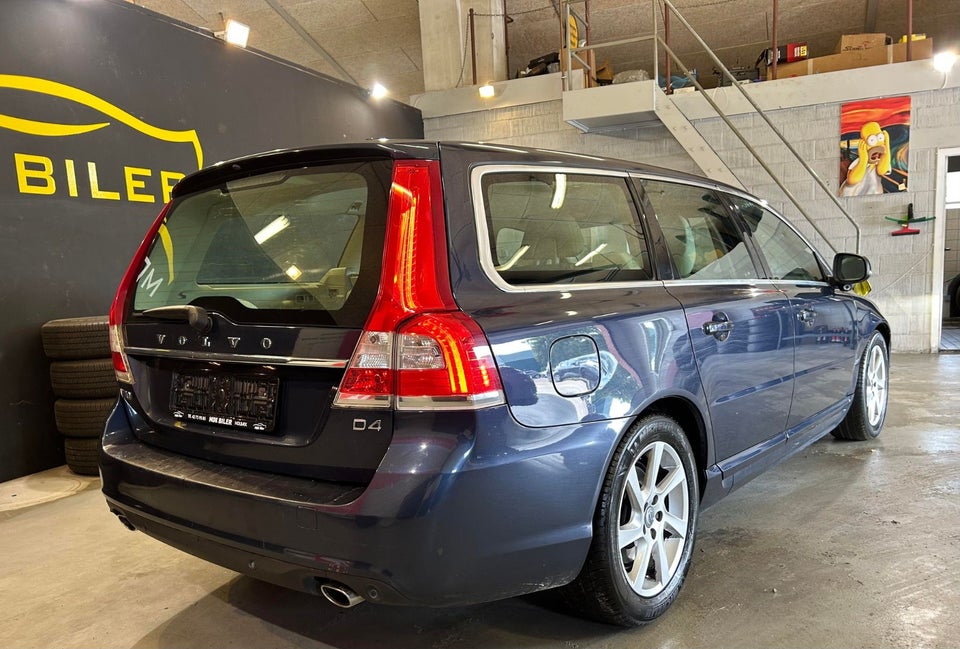 Volvo V70 2,0 D4 181 Momentum Drive-E 5d