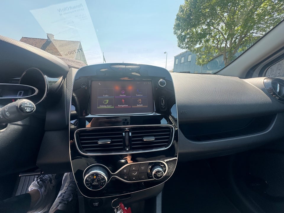 Renault Clio IV 0,9 TCe 90 Expression 5d