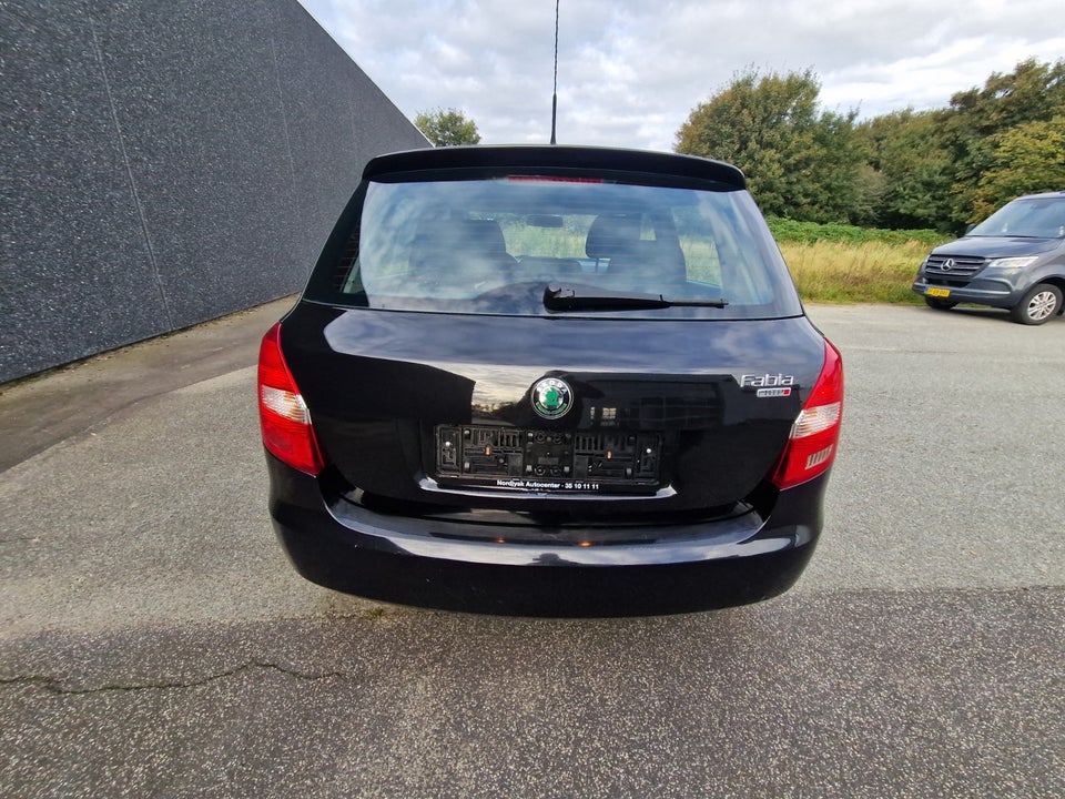 Skoda Fabia 1,2 12V Ambiente 5d