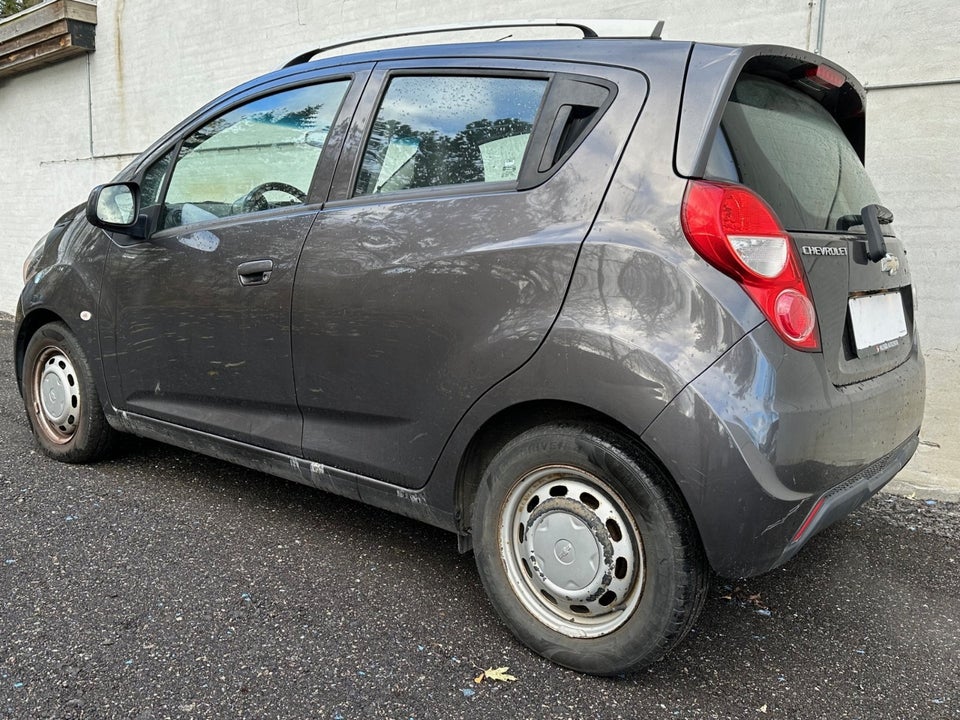 Chevrolet Spark 1,0 LS 5d