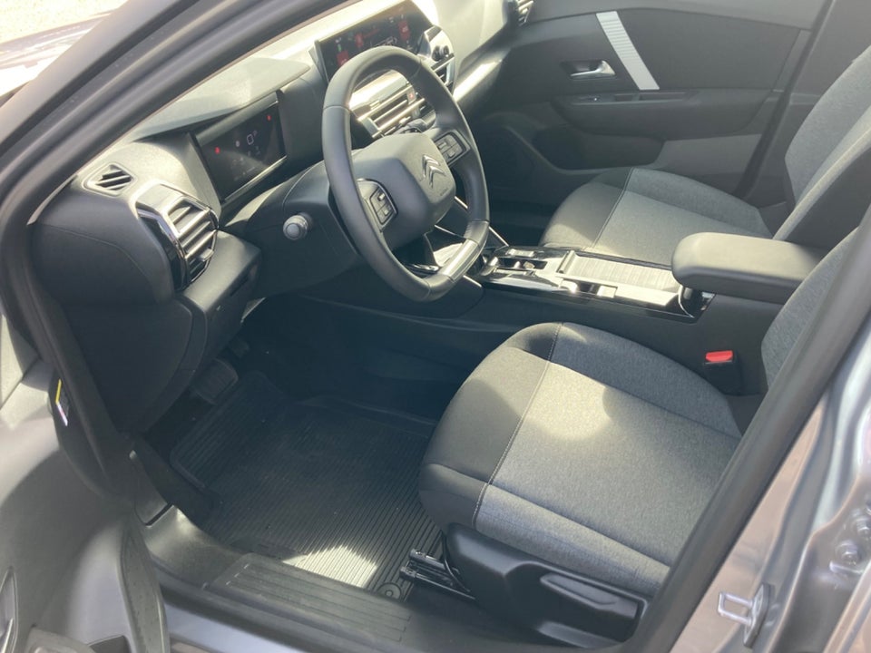 Citroën C4 1,5 BlueHDi 130 Feel EAT8 5d