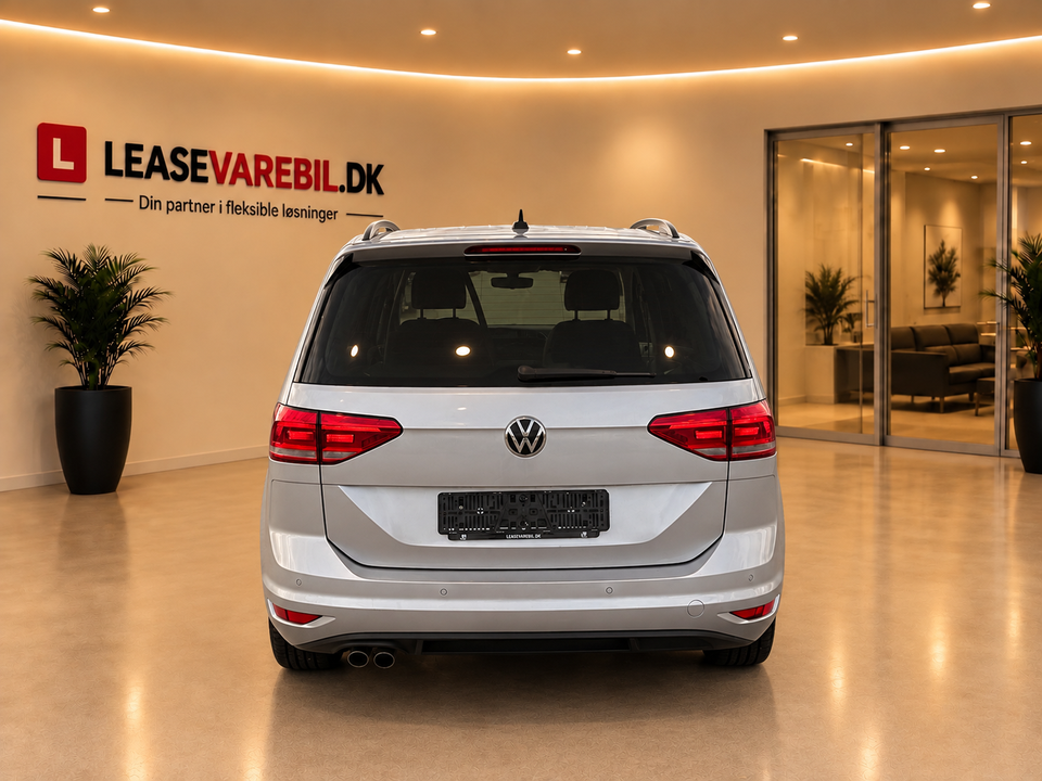 VW Touran 2,0 TDi 150 Highline DSG Van 5d