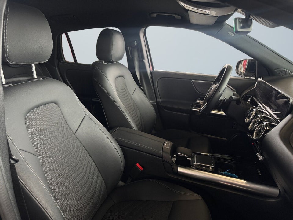 Mercedes EQA250+ Progressive 5d