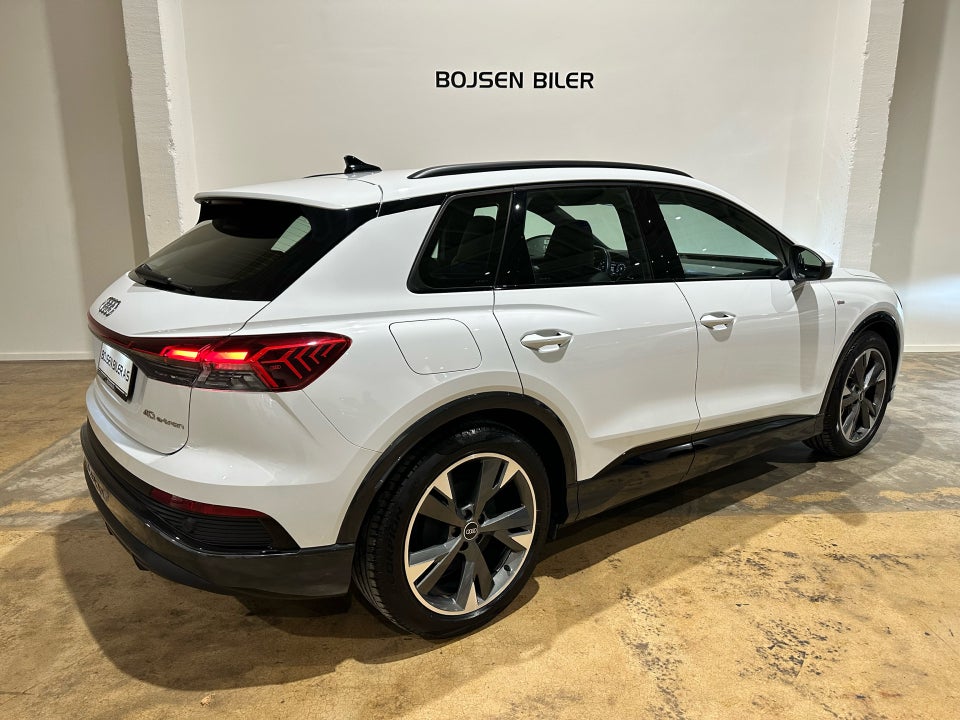 Audi Q4 e-tron 40 S-line 5d