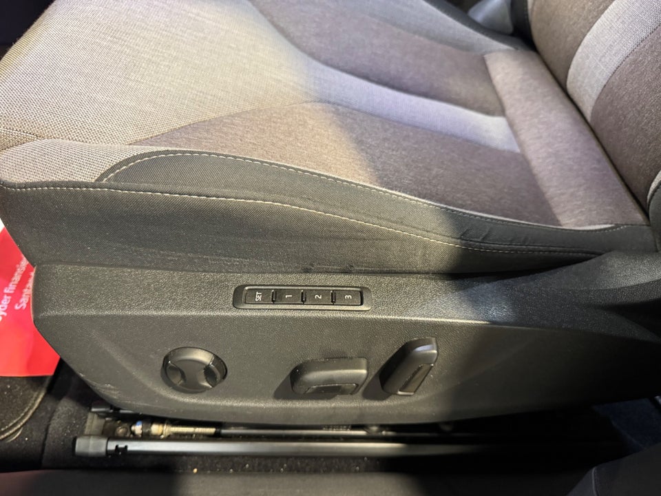 Skoda Enyaq 60 iV Lodge 5d