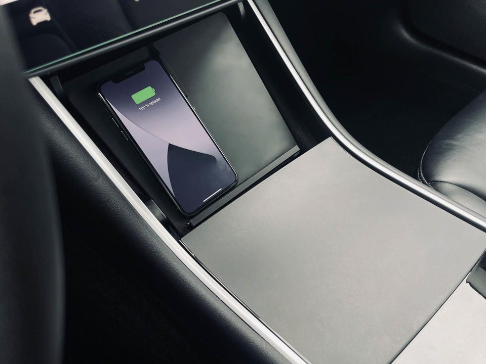 Tesla Model 3 Standard Range+ RWD 4d