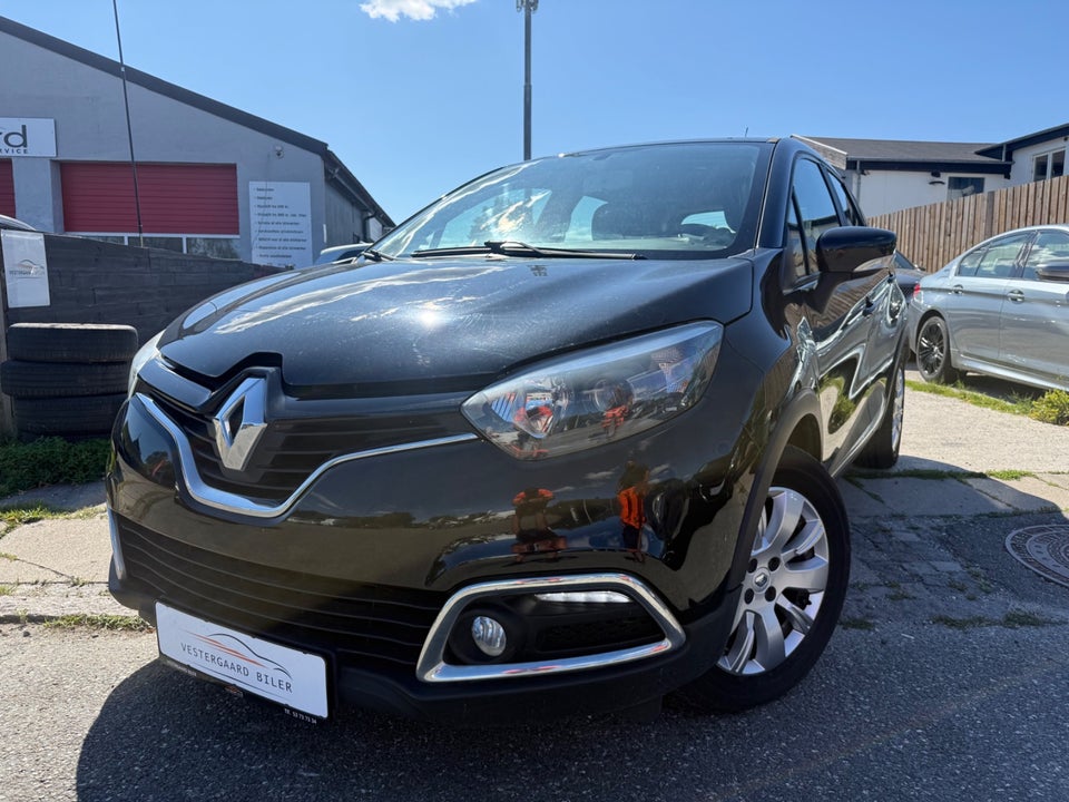 Renault Captur 0,9 TCe 90 Expression 5d