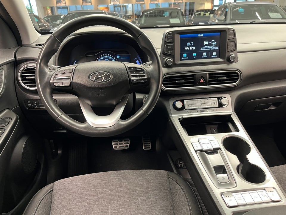 Hyundai Kona 64 EV Essential 5d