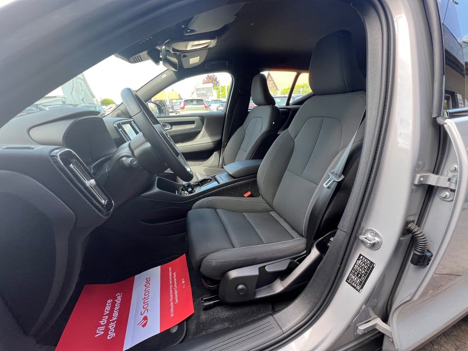 Volvo XC40 ReCharge Extended Range Core 5d